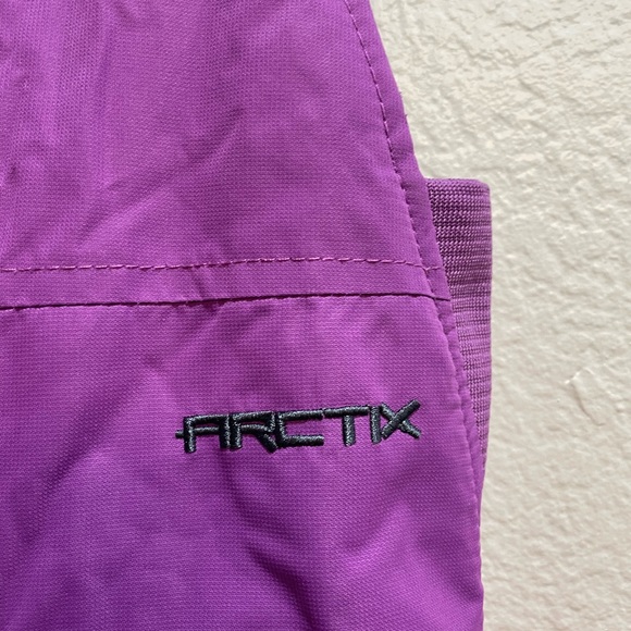 Snow ❄️ Bib, Purple, Kids, 4T, Light Use, Elastic and adjustable straps, - Picture 7 of 10